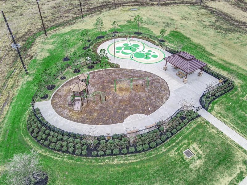 Family-friendly amenities include a five-acre park, recreation area with a splash pad, swimming pool, picnic area and green belts with walking paths. Plus, the subdivision is surrounded with restaurants, education opportunities, entertainment venues, shopping and more.