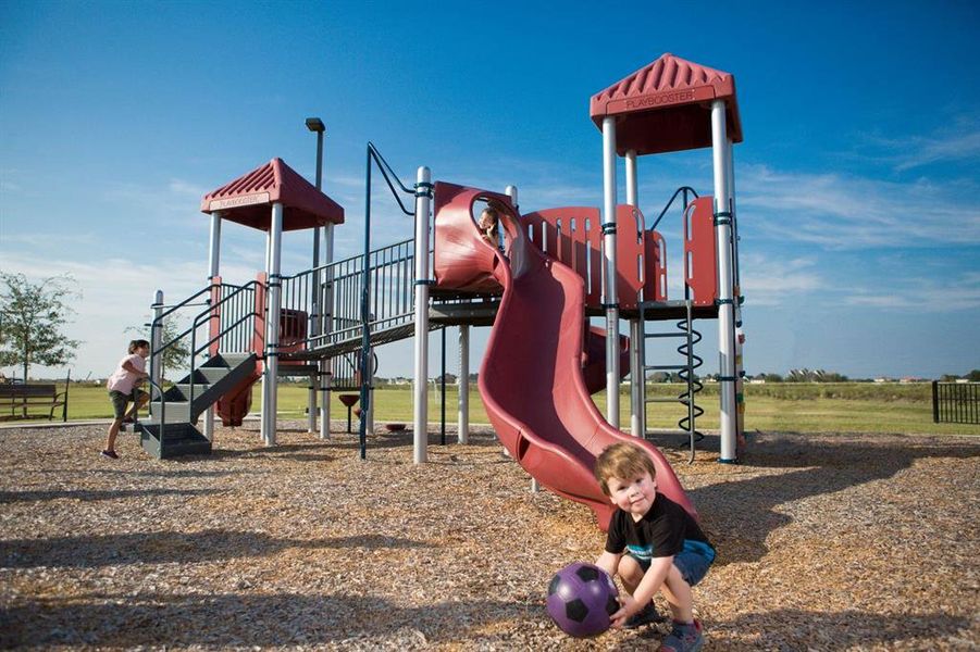 Fully equipped slides and swings allowing the kids to enjoy every moment.