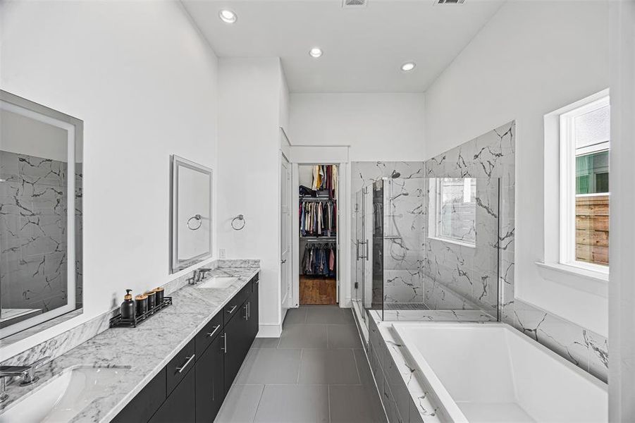 Master Bathroom, with access to giant walking closet