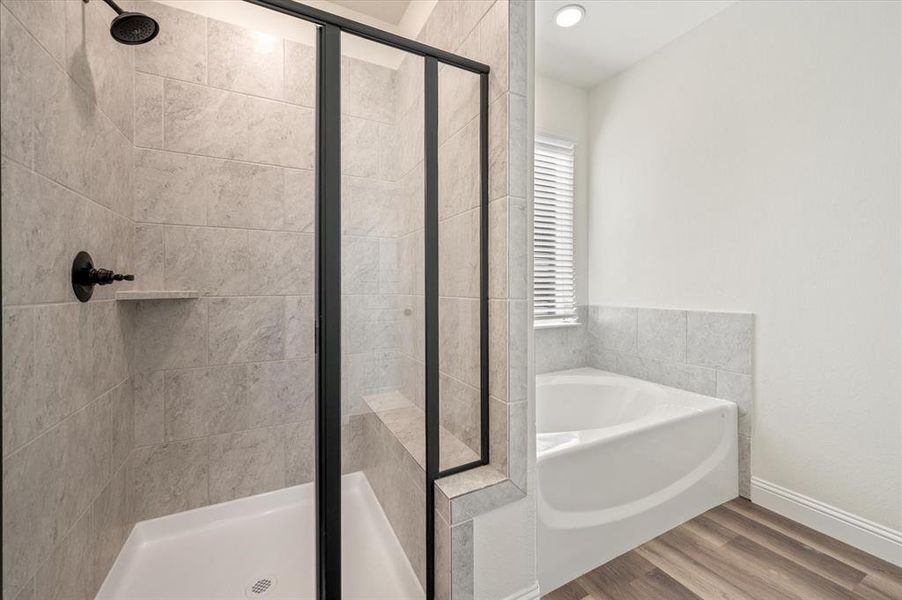 Separate Walk-in Shower, Garden Tub, Natural Toned Tile, LOTS of Light