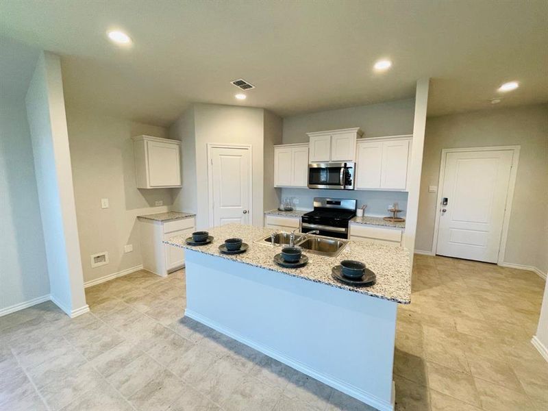 4141 Dublin Ridge - Kitchen