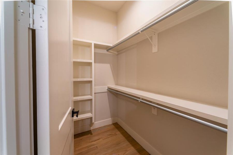 2nd guest room walk-in closet.