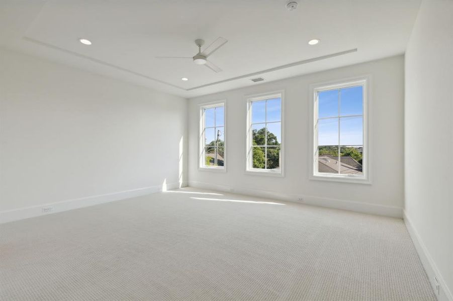 Bedroom with ceiling fan