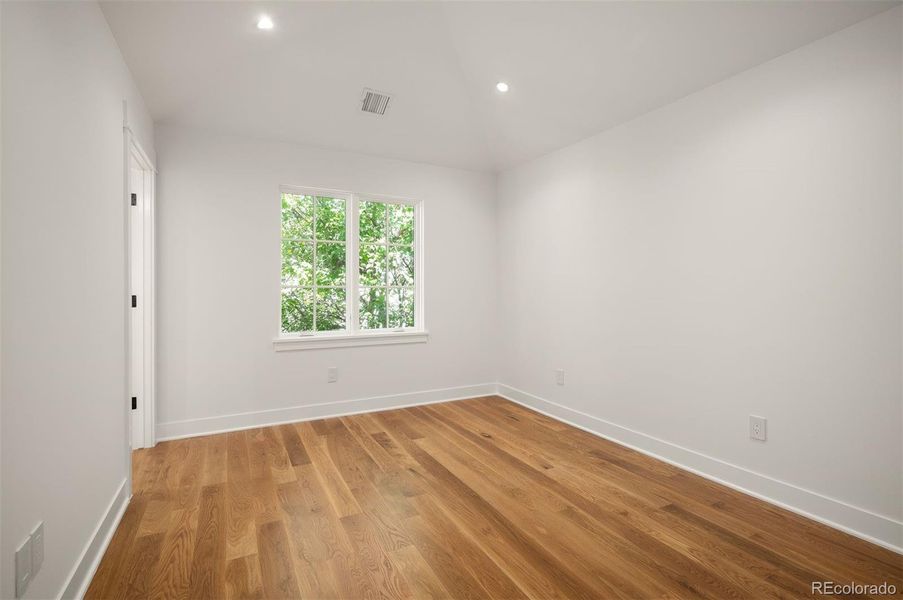 Upper Level Ensuite Bedroom #4 with Walk-in Closet