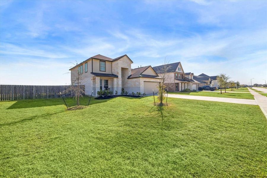 Stunning curb appeal! This beautiful Lennar-built home sits on a spacious lot near the cul-de-sac, offering a large front yard perfect for outdoor activities and added privacy.