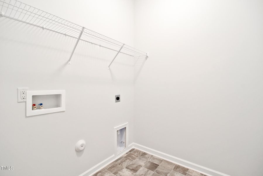 032_Laundry Room