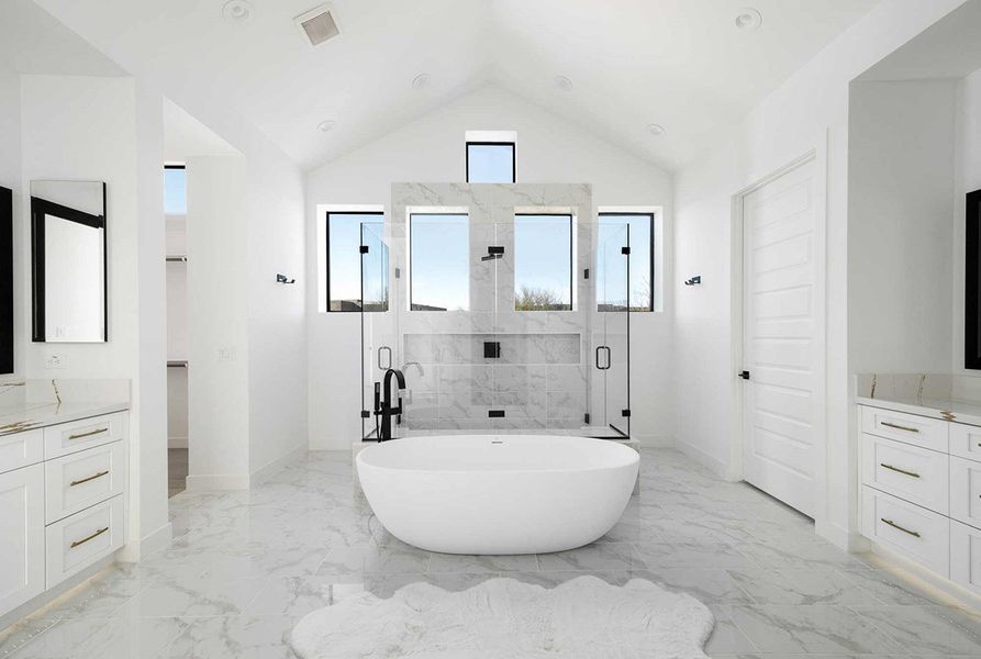 The Cantera - Owner's Bath