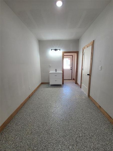 Bonus room in separate garage with bathroom