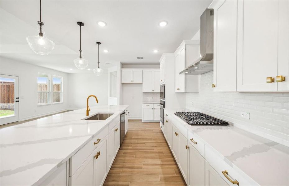 Airy kitchen *real home pictured