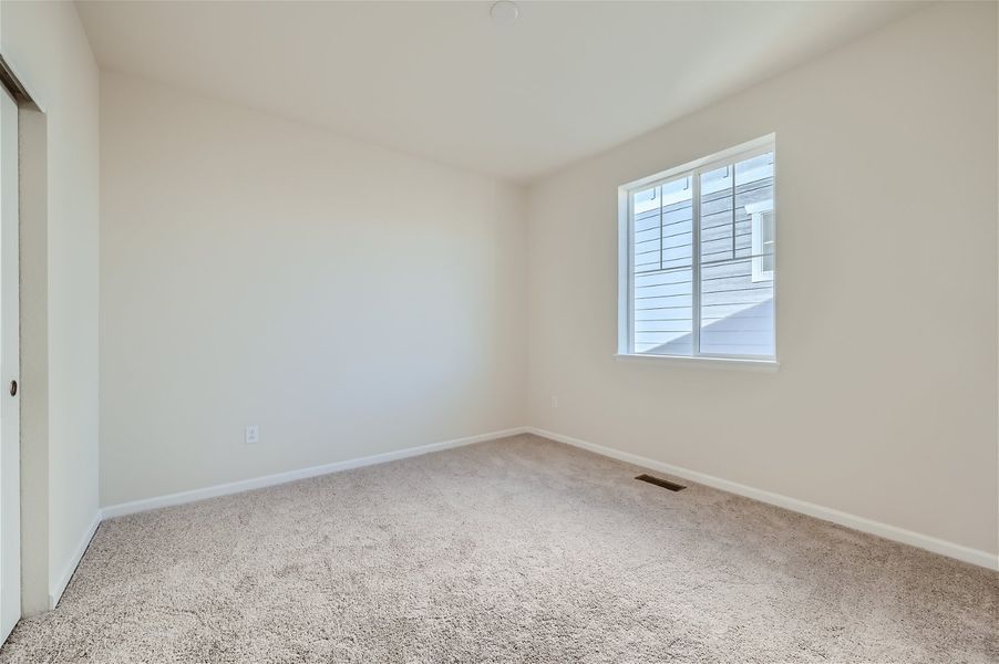 1312 loraine cir s - web quality - 008 - 17 2nd floor bedroom