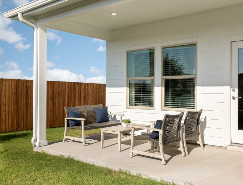 The Carlsbad's backyard patio featured at Trails of Lavon