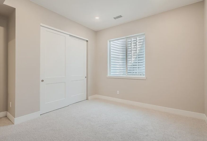 Homesite 76 Basement Bedroom 6 - 25 of 28