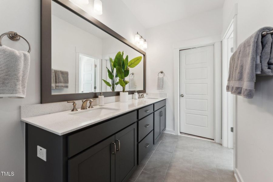 Double Vanity and oversized closet