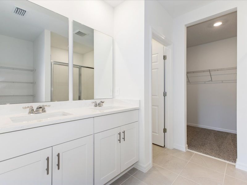 Primary bathroom in the Foxglove floorplan at 5166 Minneola Lane