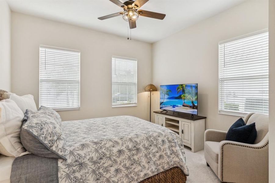 Front Bedroom with En suite Bath