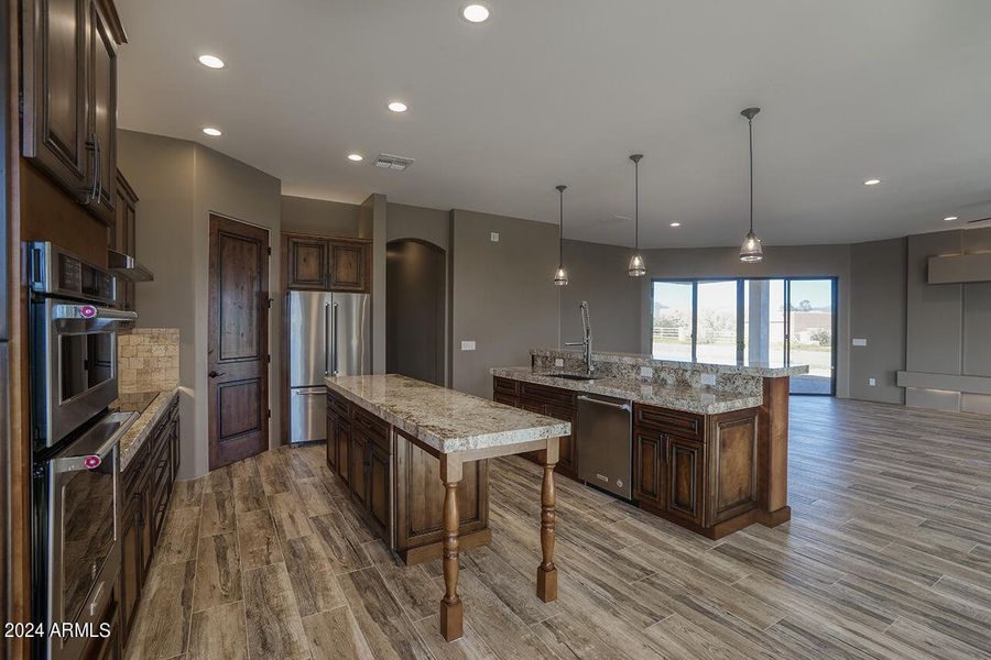 Spectacular Kitchen