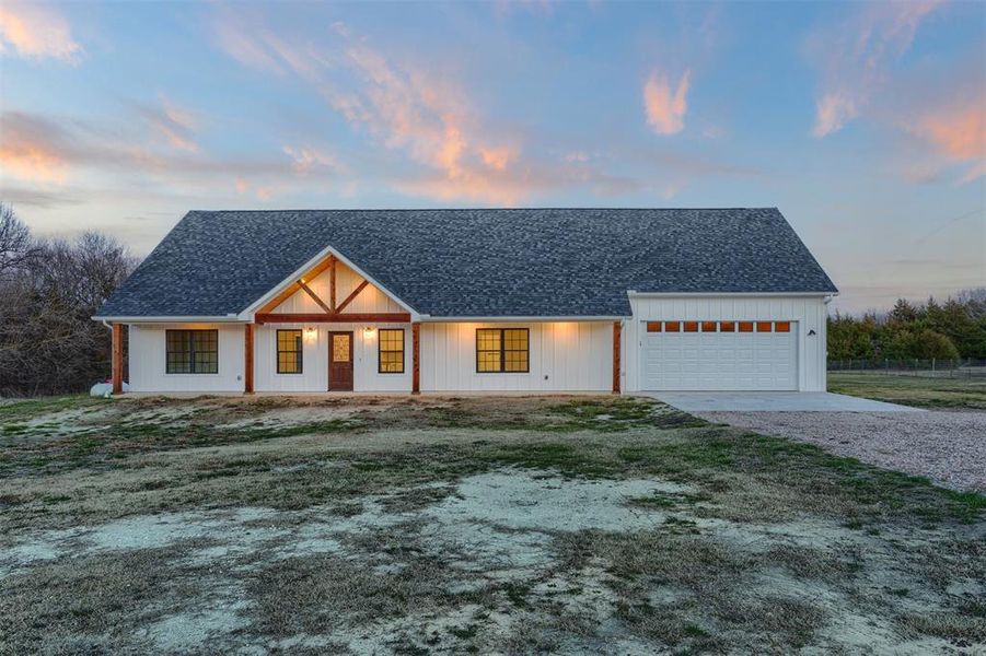 New construction Single-Family house 3925 County Road 1088, Celeste, TX 75423 - photo