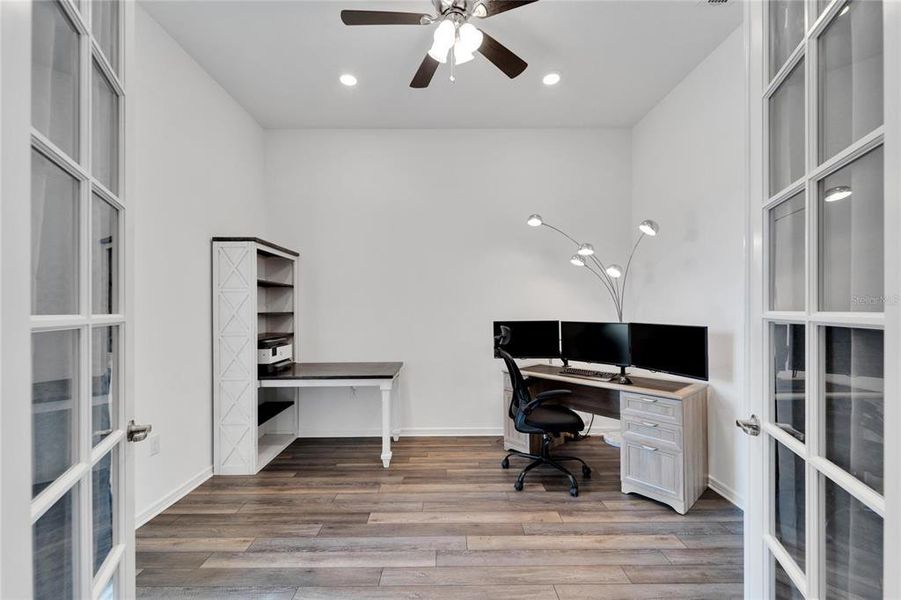 Office/flex space