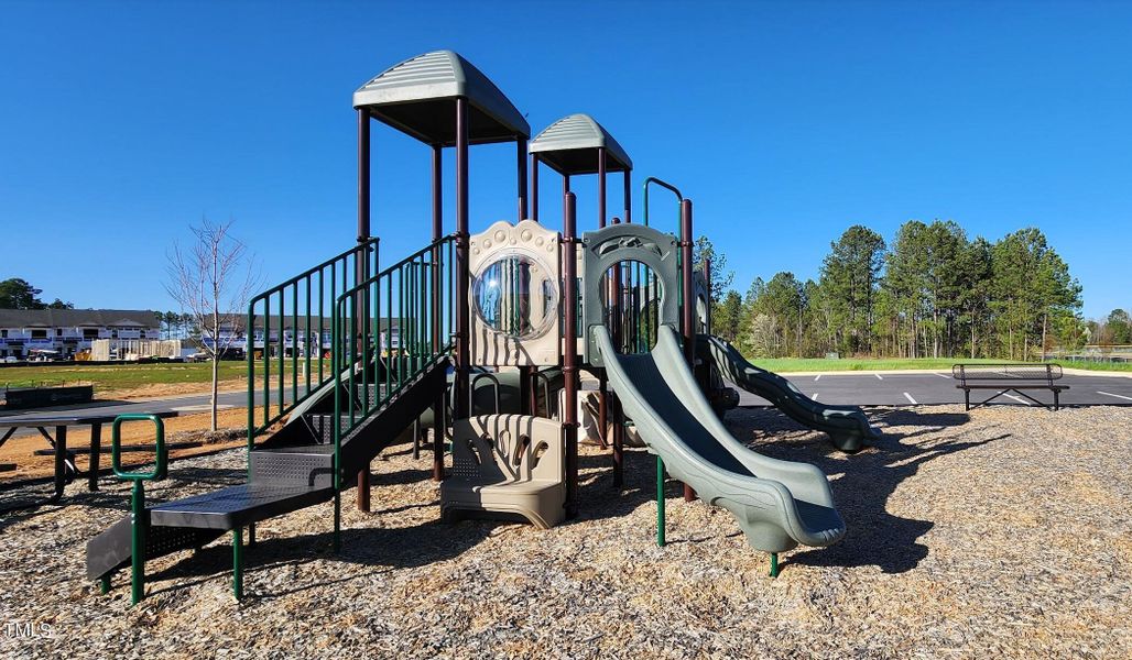 Powell Playground at daytime2