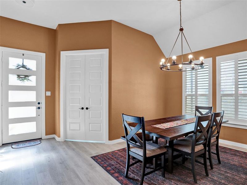 Beautiful formal dining area for all the entertaining.