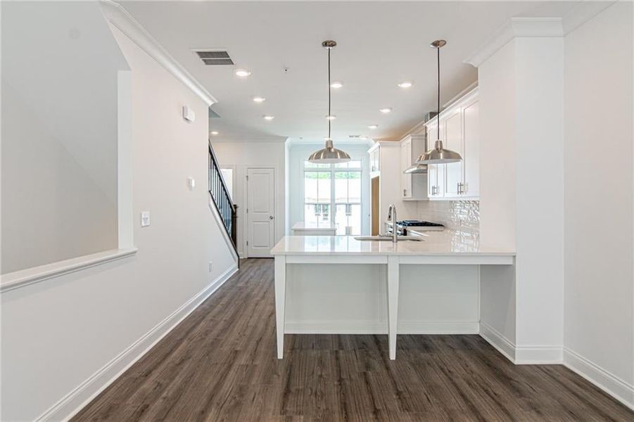 Kitchen with 2 Islands , 42'' Cabinets and Quartz Countertops not the actual unit previously built