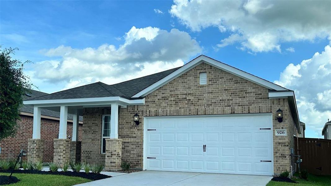 The Robin by LGI Homes offers an upgraded home in the peaceful community of Emberly, located near the desirable Rosenberg area. Actual finishes and selections may vary from listing photos.