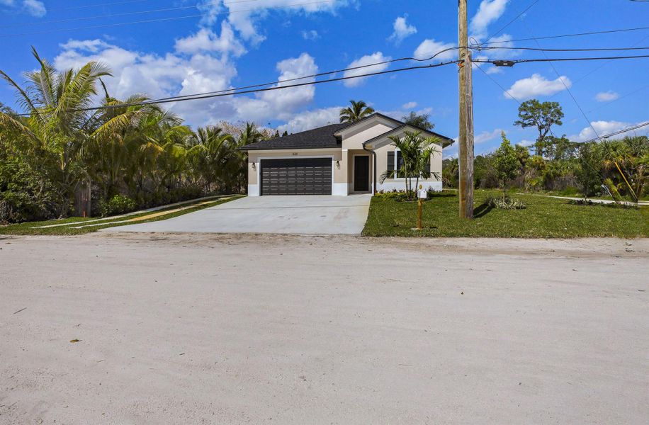 New construction Single-Family house 6261 Bishoff Road, West Palm Beach, FL 33413 - photo