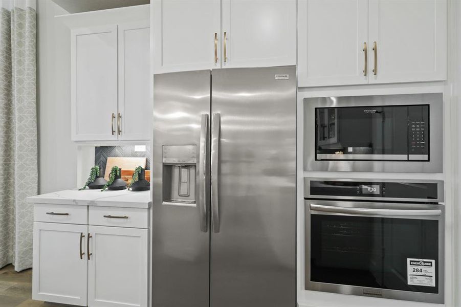 Gourmet Kitchen with designer finishes