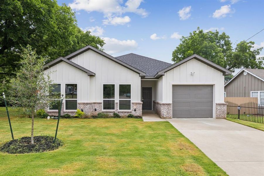 Modern farmhouse style home