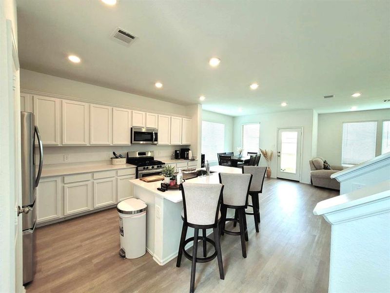 Other POV of kitchen and dinning area