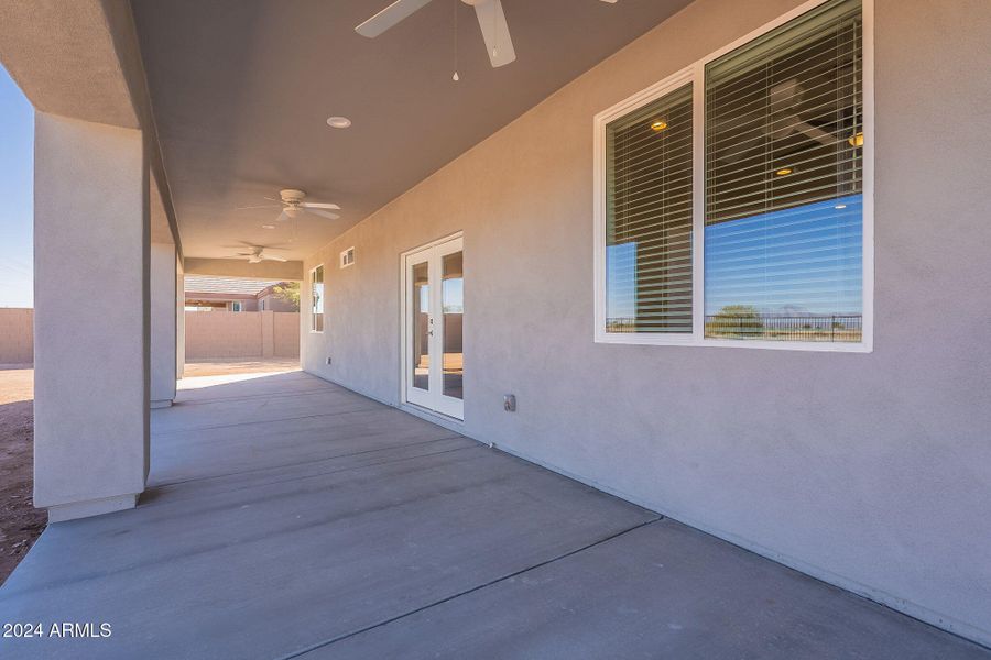 Full length Patio