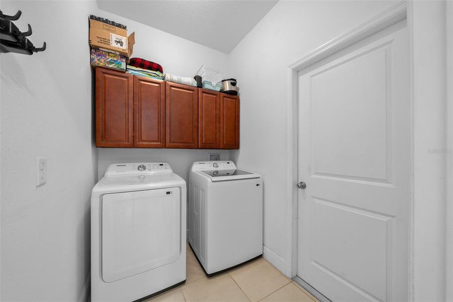 Laundry Room - Washer Dryer Hook-Up, Cabinets