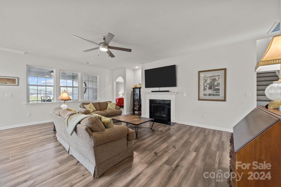 Imagine your style with this phenomenal space all your own.  Neutral colors in flooring, high ceilings, upgraded ceiling fans.  Gas fireplace, tv hookup and inset for possible built in or