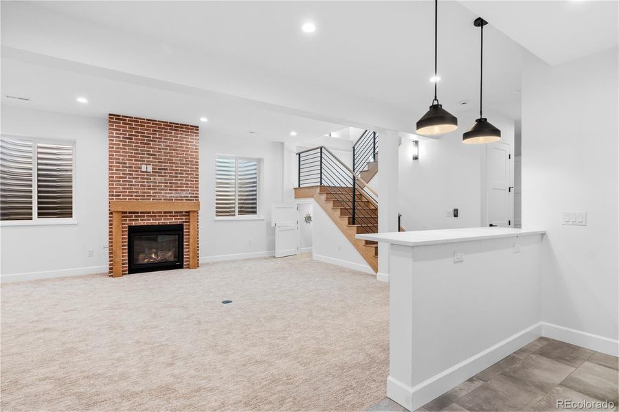 Basement wet bar/Living space