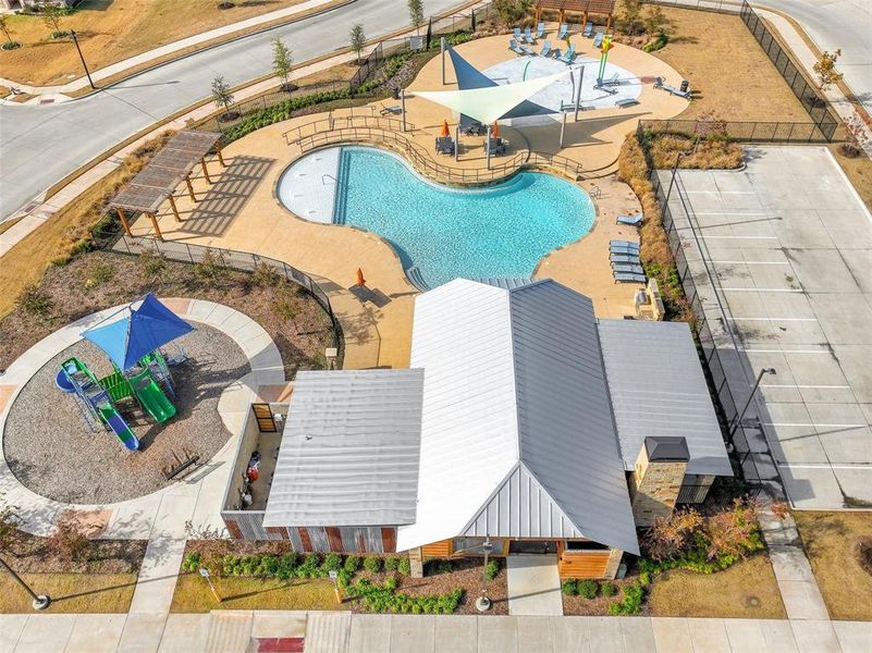 One of the Amenities centers. Clubhouse, pool, splash pad and park