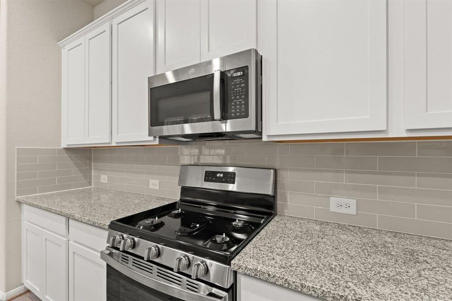 This kitchen is not only a functional space but also has ample storage. Whether you're a seasoned chef or just love to gather and enjoy good food, this kitchen is a dream come true.