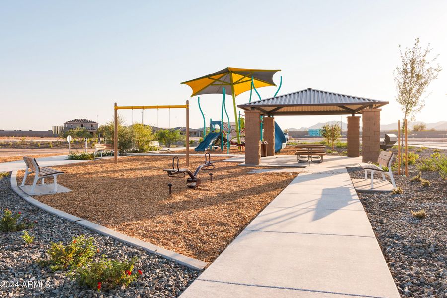 COMMUNITY BBQ AREA