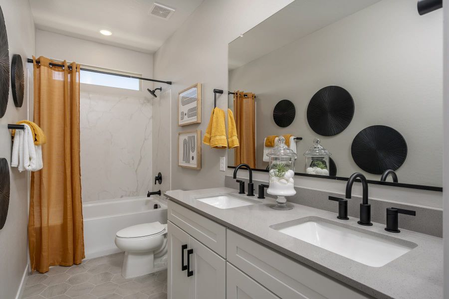 Bathroom | Wrightson | Wildera – Peak Series | New Homes in San Tan Valley, AZ | Landsea Homes
