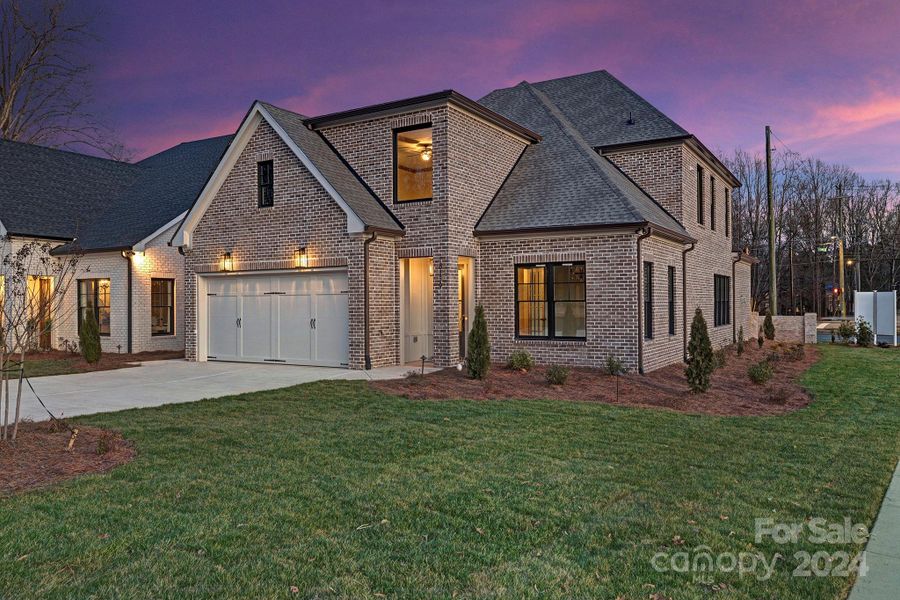 New construction Single-Family house 8159 Fairview Road, Unit 10, Charlotte, NC 28226 - photo