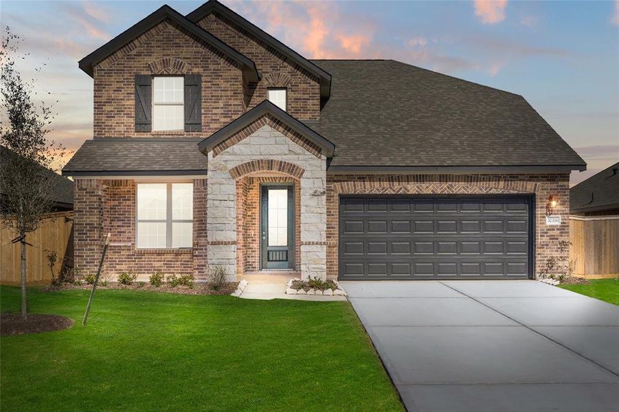 Welcome home to 32326 River Birch Lane located in the Oakwood Estates community zoned to Waller ISD.