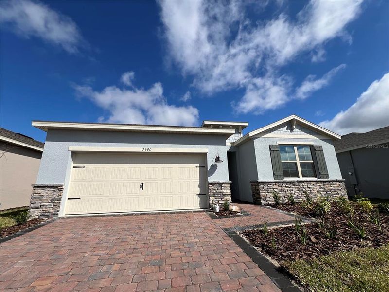 New construction Single-Family house 17590 Blazing Star Circle, Clermont, FL 34714 - photo