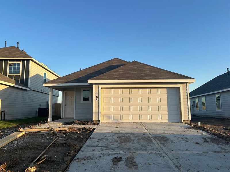 New construction Single-Family house 950 Luke Darrell Drive, Rosharon, TX 77583 Wildflower- photo