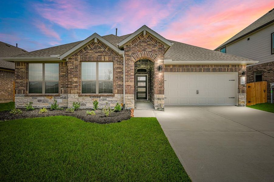 New construction Single-Family house 812 Kingwood Drive, League City, TX 77573 LANCASTER- photo