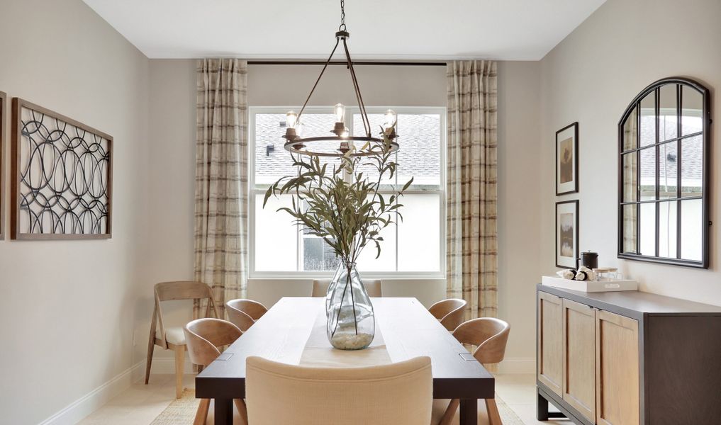 Beautiful chandelier in dining room