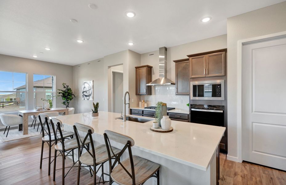 Stunning Chef's Kitchen