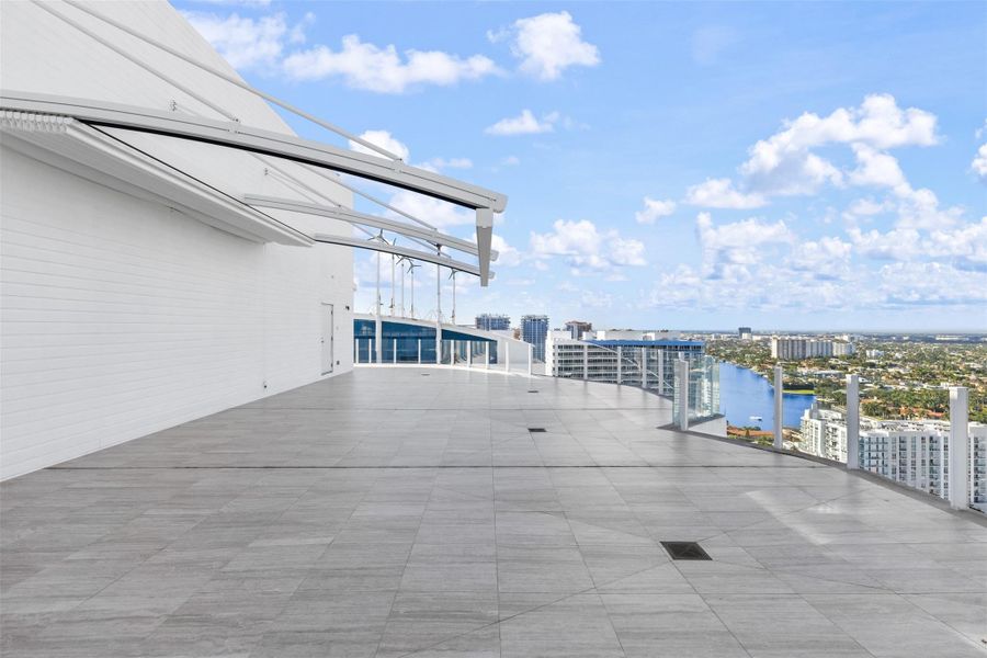 Expansive Intracoastal Side Terrace