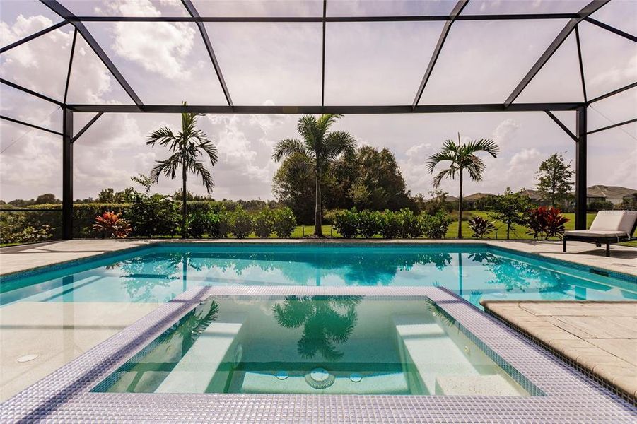 Spa-Pool from Covered Area