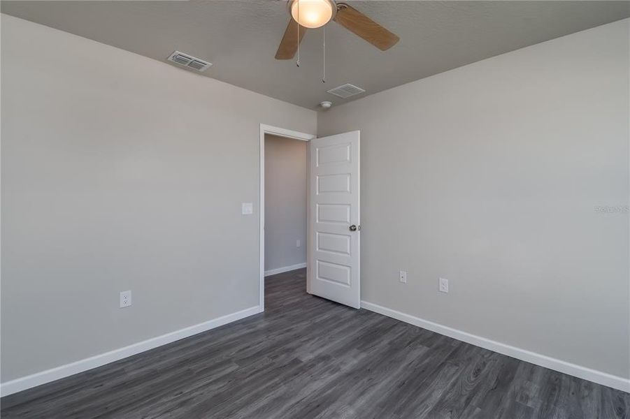 Guest bedroom