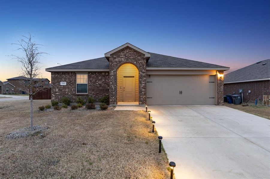 New construction Single-Family house 15105 Ace Drive, Dallas, TX 75253 - photo