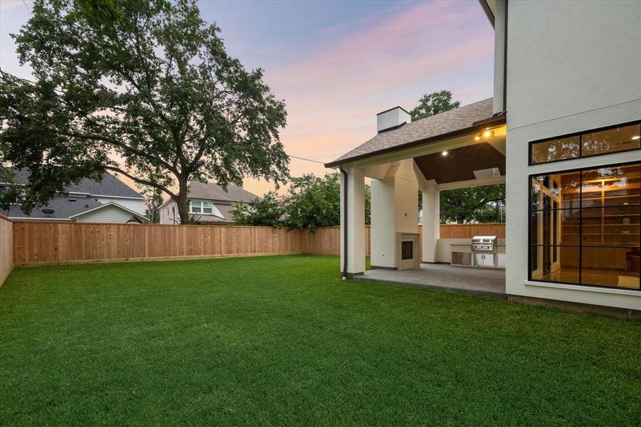 This yard is incredible and ready to become the yard of your dreams!